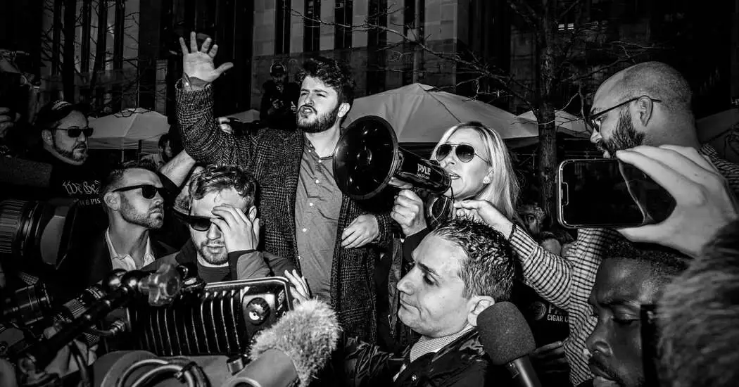 نظر |  آیا منتقدان کیفرخواست ترامپ نکته ای دارند؟